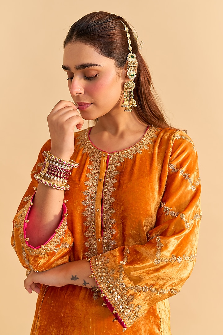 Orange Velvet Silk Embroidered Choga Kurta Set by Sheetal Batra at Pernia's Pop Up Shop