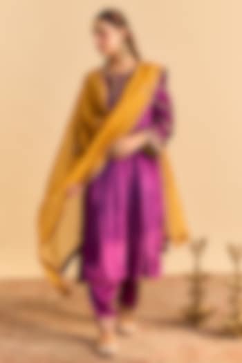 Deep Purple Velvet Silk Embroidered Choga Kurta Set by Sheetal Batra at Pernia's Pop Up Shop