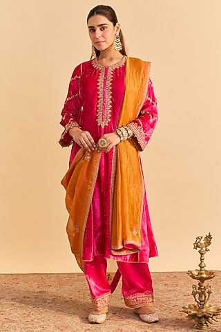 Hot Pink Velvet Silk Embroidered Choga Kurta Set by Sheetal Batra