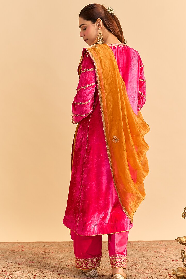 Hot Pink Velvet Silk Embroidered Choga Kurta Set by Sheetal Batra at Pernia's Pop Up Shop