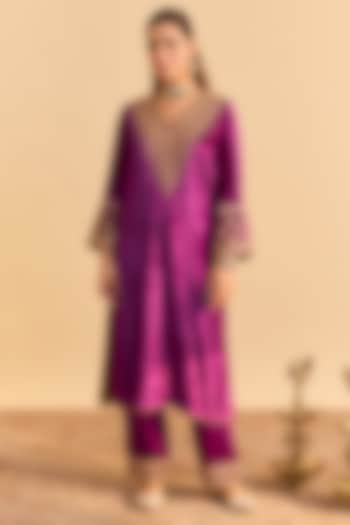 Deep Purple Velvet Silk Embroidered Kurta Set by Sheetal Batra at Pernia's Pop Up Shop