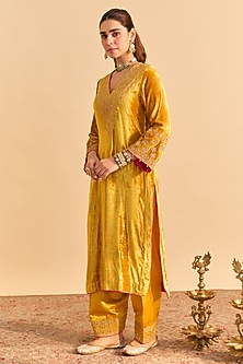 product-color-Mustard