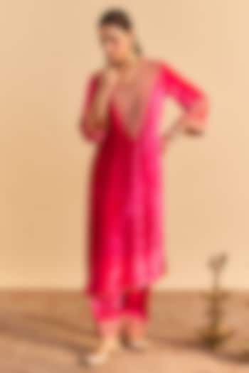 Hot Pink Velvet Silk Embroidered Kurta Set by Sheetal Batra at Pernia's Pop Up Shop