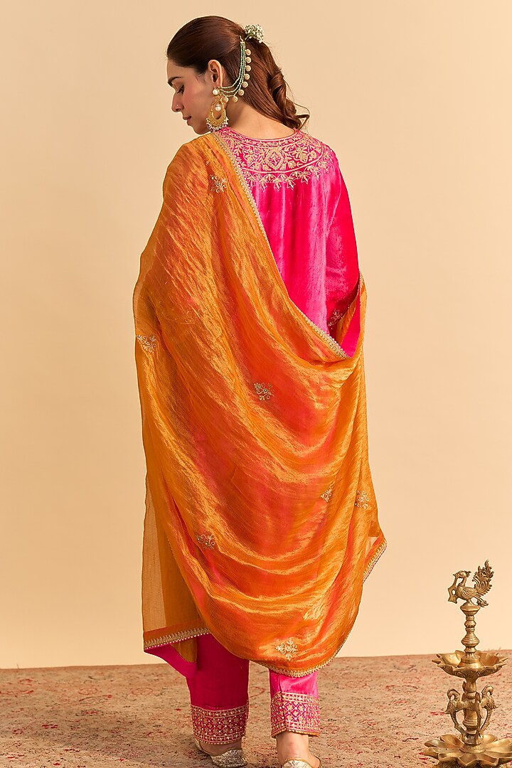 Hot Pink Velvet Silk Embroidered Kurta Set by Sheetal Batra at Pernia's Pop Up Shop