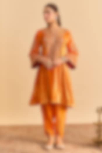 Orange Velvet Silk Embroidered A-Line Kurta Set by Sheetal Batra at Pernia's Pop Up Shop