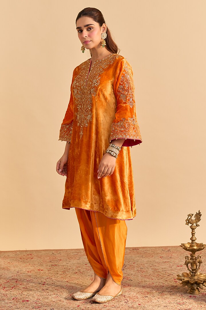 Orange Velvet Silk Embroidered A-Line Kurta Set by Sheetal Batra at Pernia's Pop Up Shop