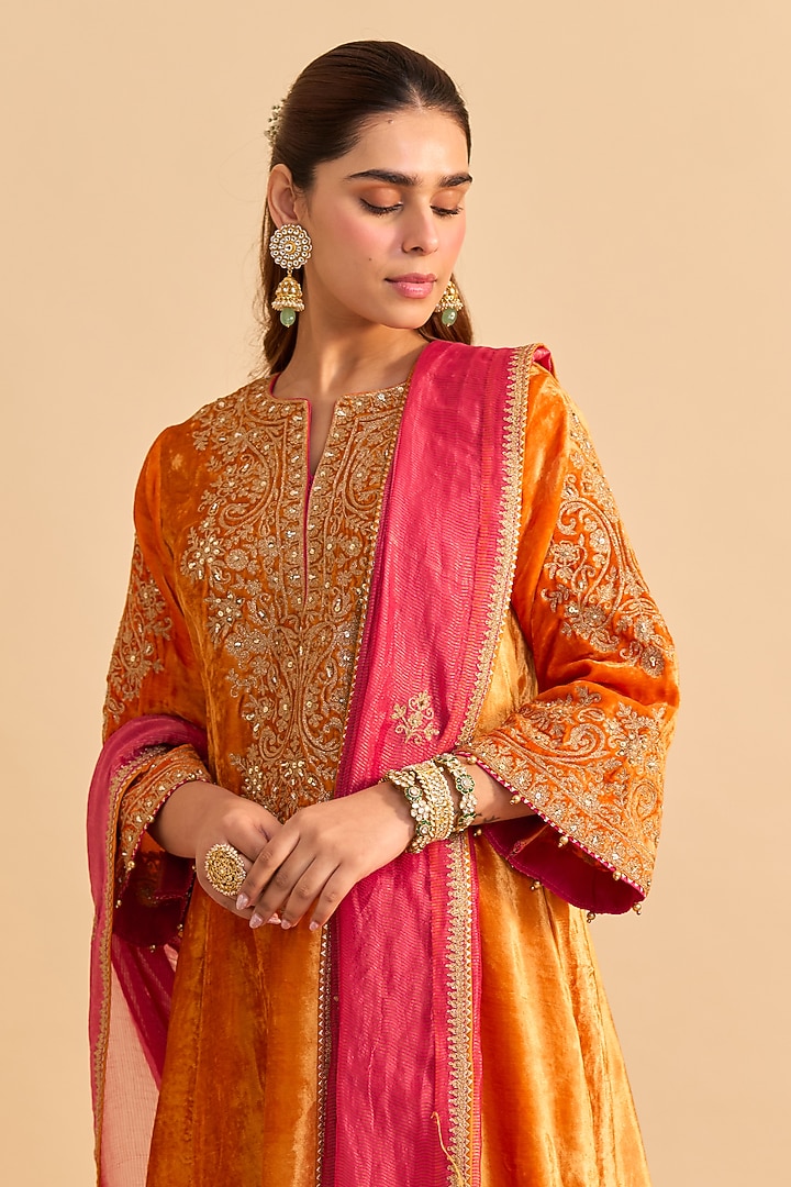Orange Velvet Silk Embroidered A-Line Kurta Set by Sheetal Batra at Pernia's Pop Up Shop