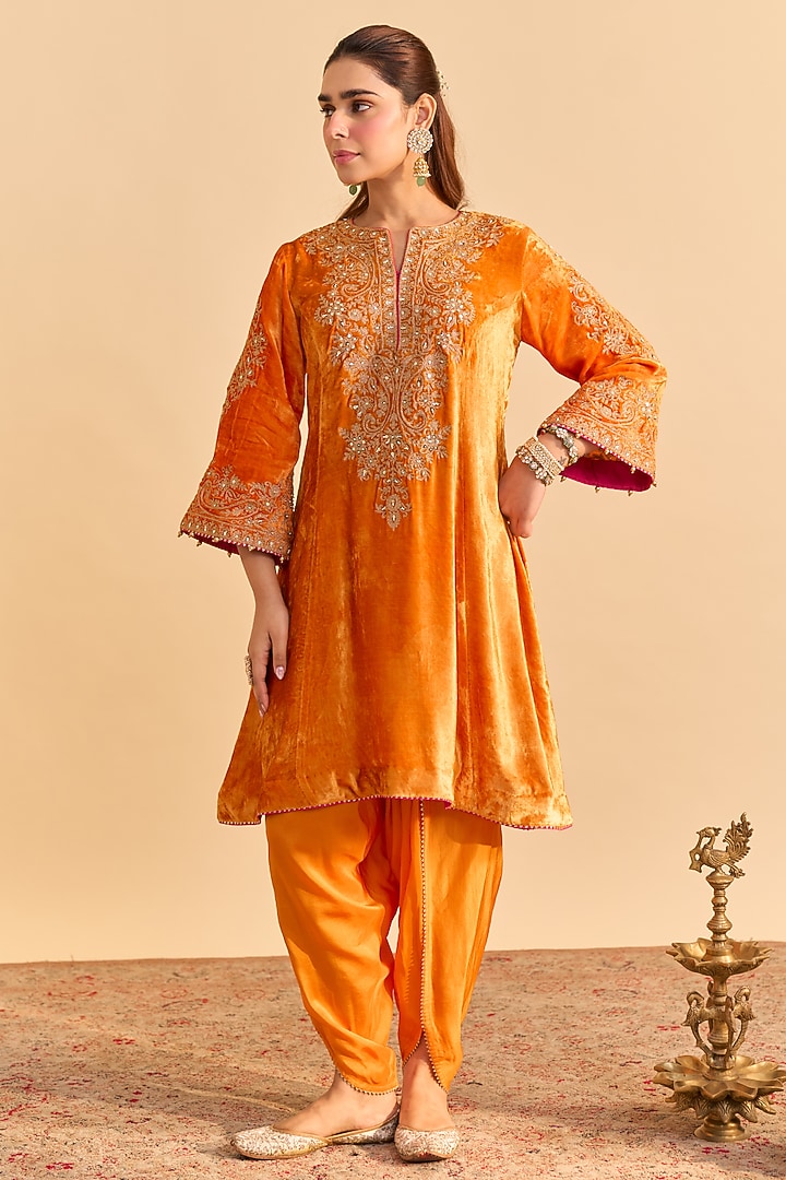 Orange Velvet Silk Embroidered A-Line Kurta Set by Sheetal Batra at Pernia's Pop Up Shop