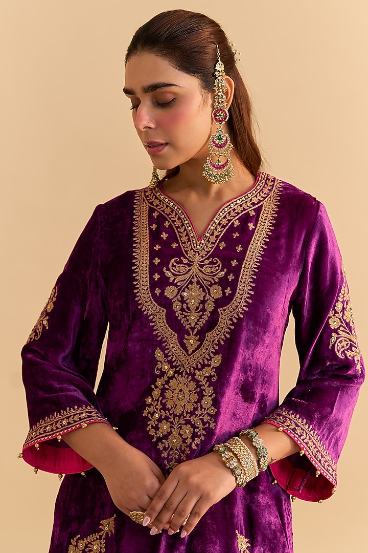 Deep Purple Velvet Silk Sequins Embroidered Kurta Set by Sheetal Batra at Pernia's Pop Up Shop