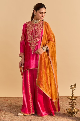Hot Pink Velvet Silk Sequins Embroidered Kurta Set by Sheetal Batra