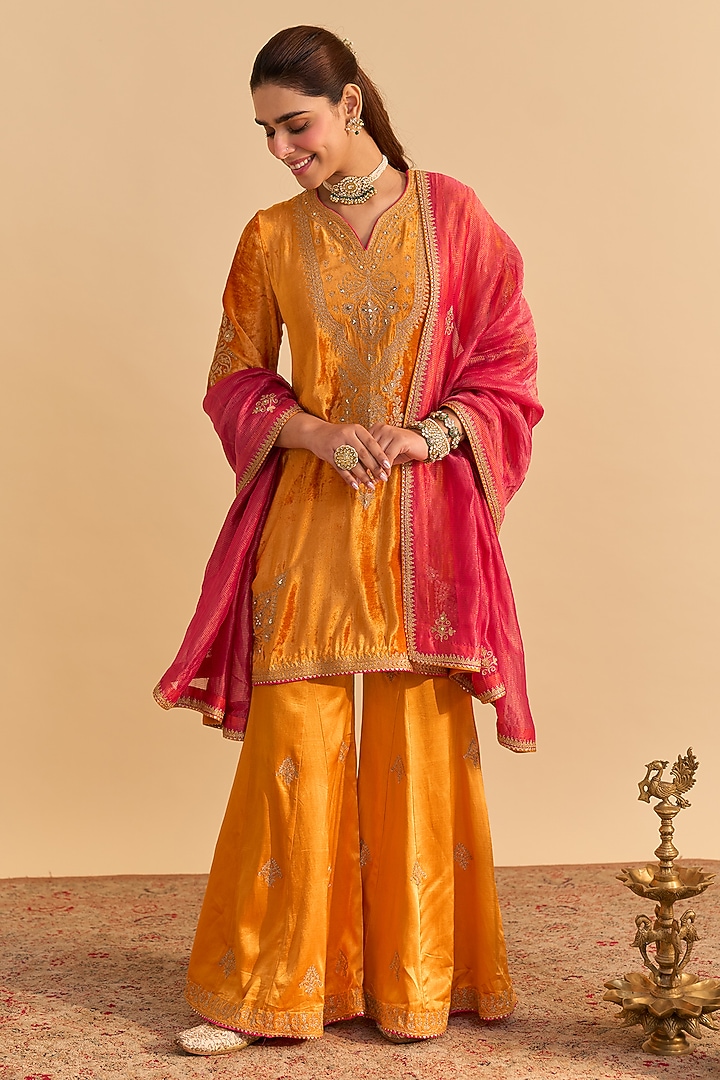 Orange Velvet Silk Sequins Embroidered Kurta Set by Sheetal Batra at Pernia's Pop Up Shop