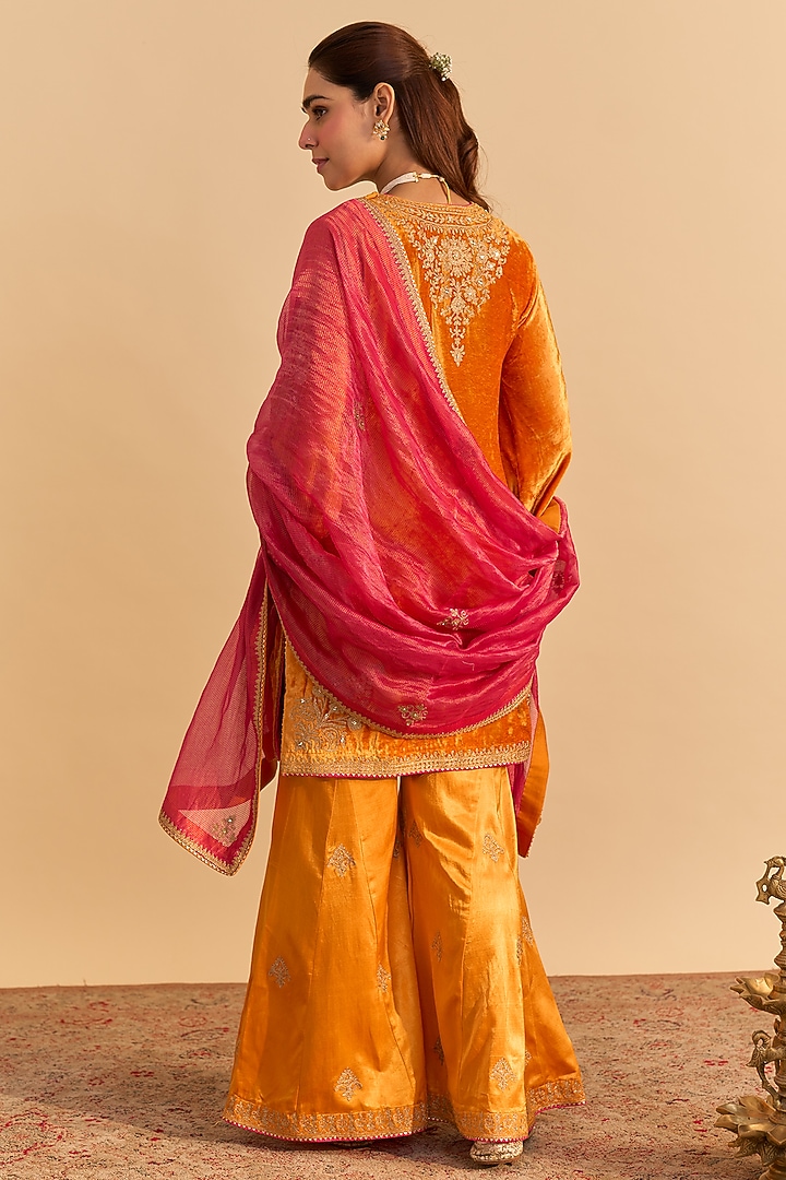 Orange Velvet Silk Sequins Embroidered Kurta Set by Sheetal Batra at Pernia's Pop Up Shop