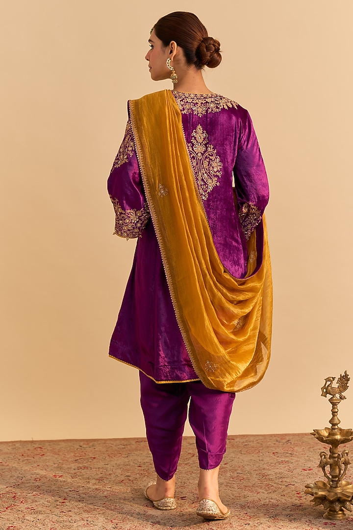 Deep Purple Velvet Silk Embroidered A-Line Kurta Set by Sheetal Batra at Pernia's Pop Up Shop