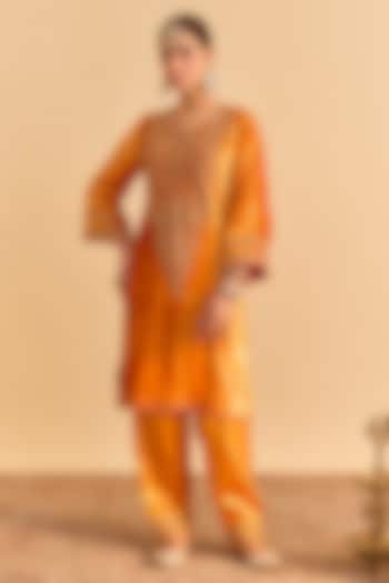 Orange Velvet Embroidered Kurta Set by Sheetal Batra at Pernia's Pop Up Shop