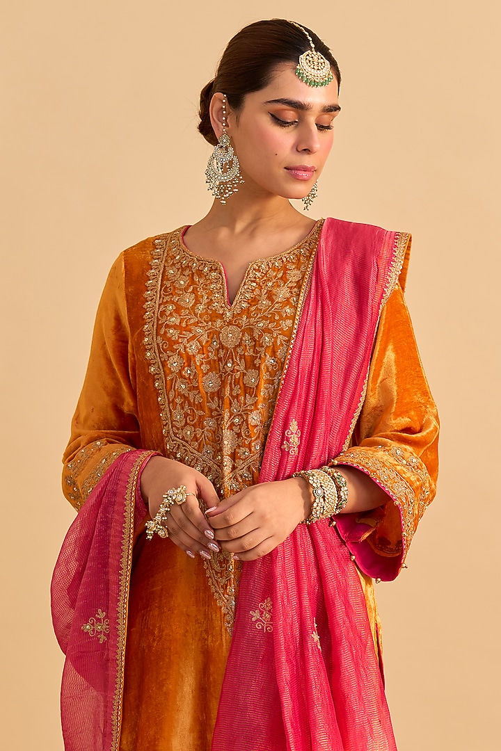Orange Velvet Silk Embroidered Kurta Set by Sheetal Batra at Pernia's Pop Up Shop