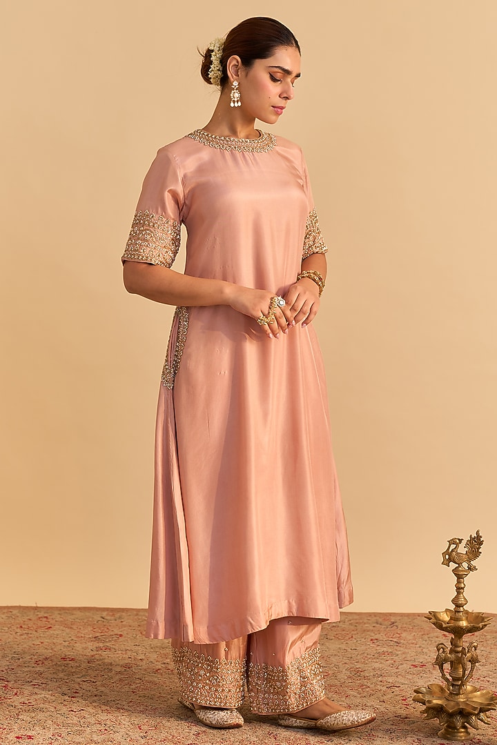 Rose Pink Habutai Silk Dabka Embellished Kurta Set by Sheetal Batra at Pernia's Pop Up Shop