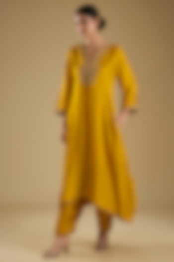 Mustard Pure Uppada Silk Embroidered Kaftan Set For Girls by Sheetal Batra - Kids at Pernia's Pop Up Shop