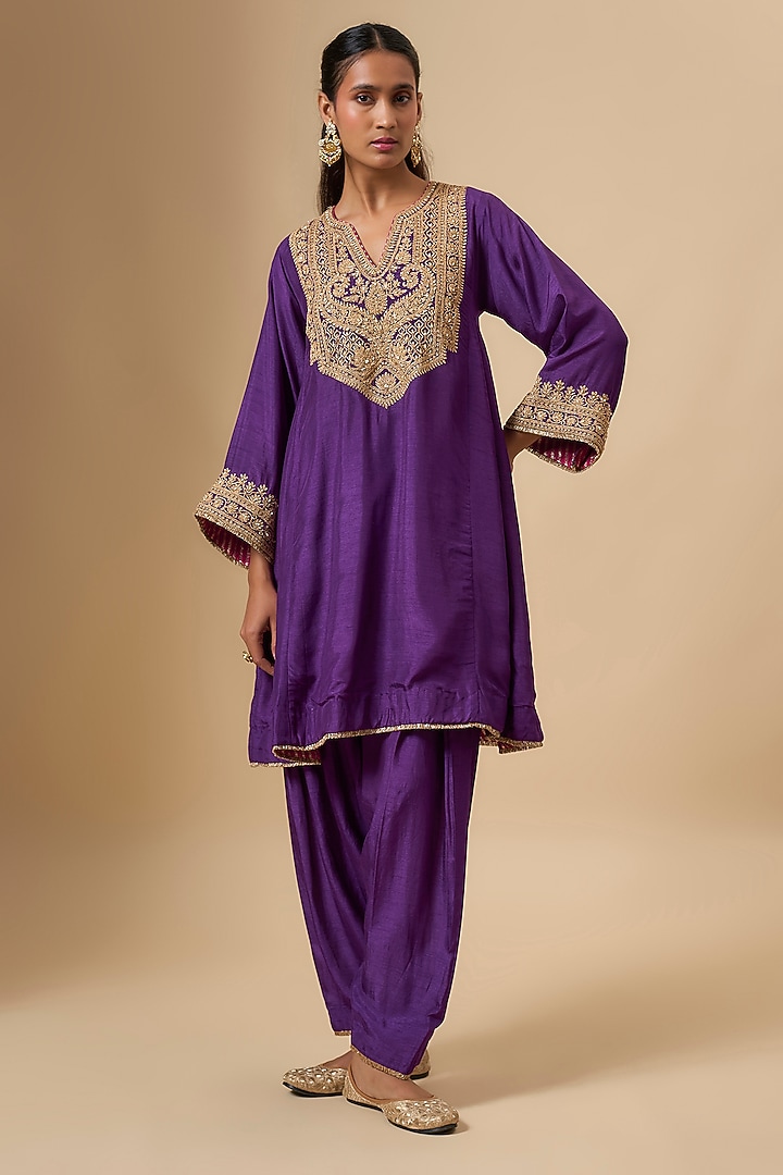 Purple Uppada Silk Dori Embroidered Kurta Set For Girls by Sheetal Batra - Kids at Pernia's Pop Up Shop