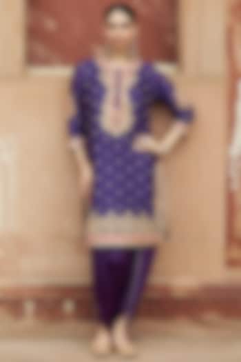 Deep Purple Pure Silk Chanderi Embroidered Kurta Set For Girls by Sheetal Batra - Kids at Pernia's Pop Up Shop