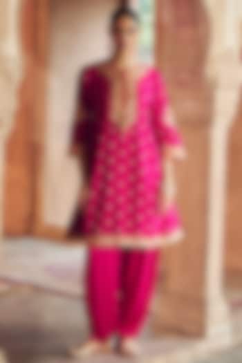 Hot Pink Silk Chanderi Banarasi Embroidered Kurta Set For Girls by Sheetal Batra - Kids at Pernia's Pop Up Shop