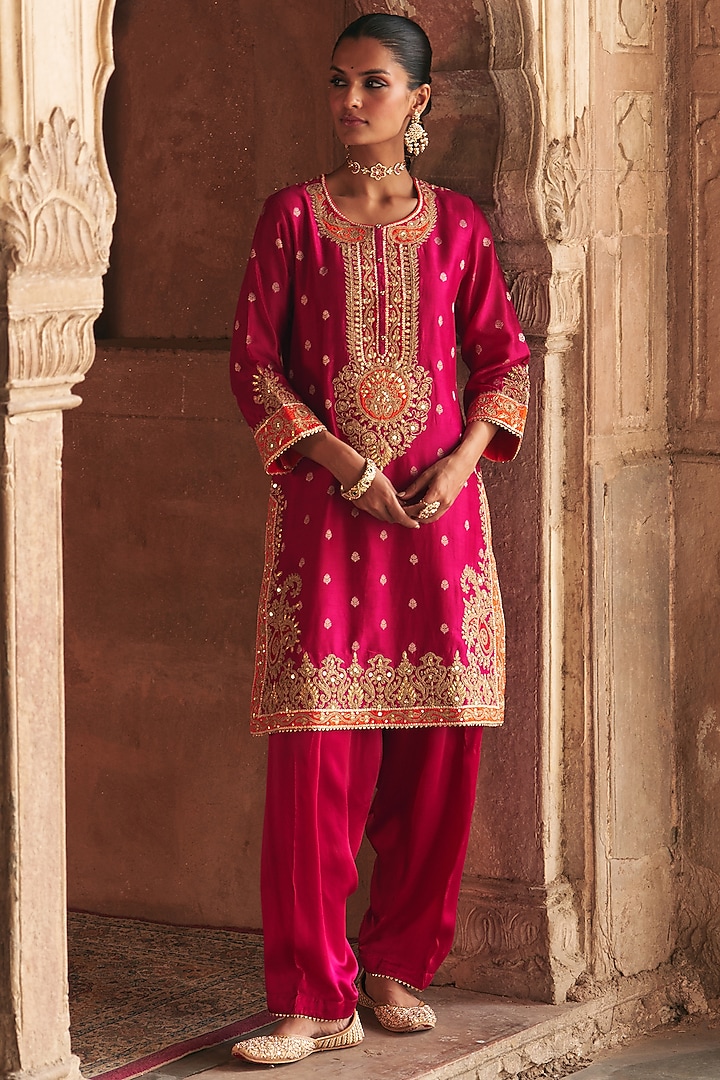 Hot Pink Silk Chanderi Banarasi Embroidered Kurta Set For Girls by Sheetal Batra - Kids at Pernia's Pop Up Shop