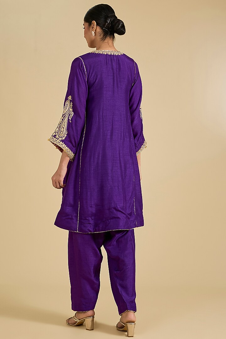 Purple Pure Uppada Silk Embroidered Choga Kurta Set For Girls by Sheetal Batra - Kids at Pernia's Pop Up Shop