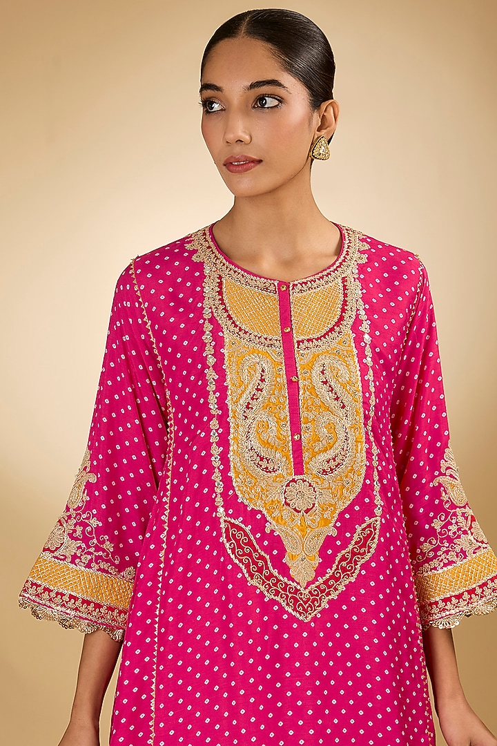 Pink Upada Silk Tilla Embroidered Kurta Set For Girls by Sheetal Batra - Kids at Pernia's Pop Up Shop