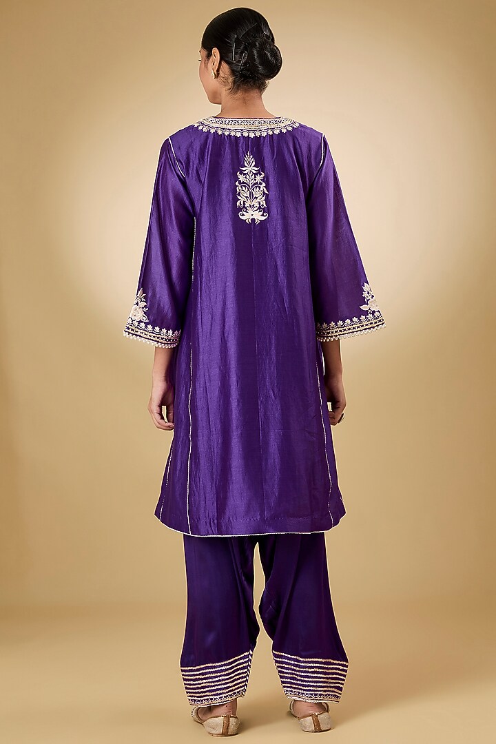 Purple Silk Chanderi Parsi Gara Embroidered Kurta Set For Girls by Sheetal Batra - Kids at Pernia's Pop Up Shop