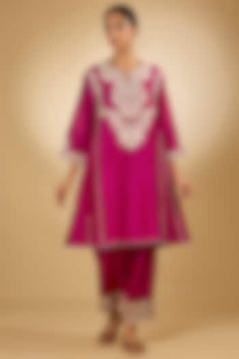 Pink Silk Chanderi Tilla Embroidered Kurta Set For Girls by Sheetal Batra - Kids at Pernia's Pop Up Shop