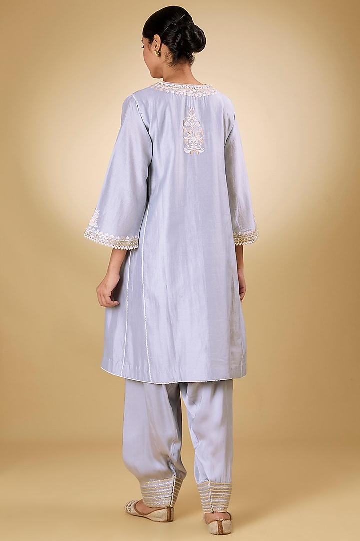 Blue Pure Silk Chanderi Tilla Embroidered Kurta Set For Girls by Sheetal Batra - Kids at Pernia's Pop Up Shop