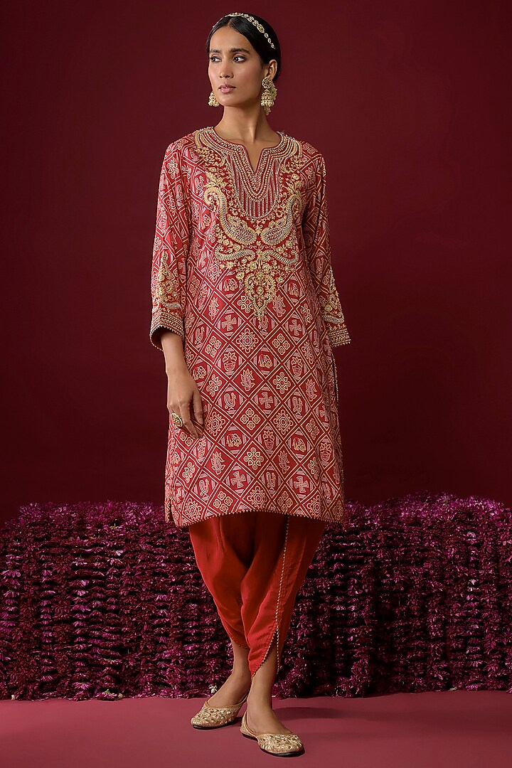 Deep Red Upada Silk Aari Embroidered Kurta Set For Girls by Sheetal Batra - Kids at Pernia's Pop Up Shop