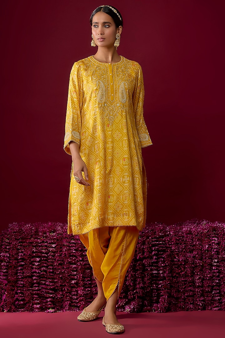 Mustard Yellow Upada Silk Aari Embroidered Kurta Set For Girls by Sheetal Batra - Kids at Pernia's Pop Up Shop
