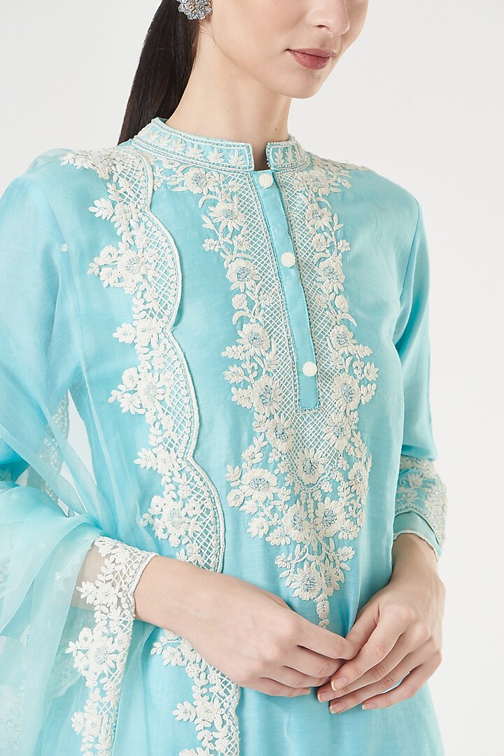 Sky Blue Embroidered Kurta Set For Girls by Sheetal Batra - Kids at Pernia's Pop Up Shop