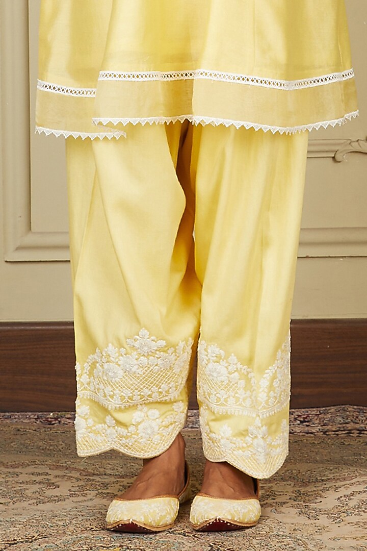 Lemon Yellow A-line Silk Chanderi Short Kurta Set For Girls by Sheetal Batra - Kids at Pernia's Pop Up Shop