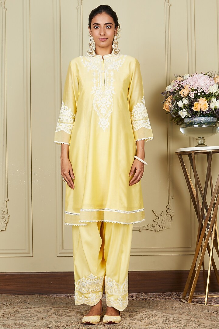 Lemon Yellow A-line Silk Chanderi Short Kurta Set For Girls by Sheetal Batra - Kids at Pernia's Pop Up Shop