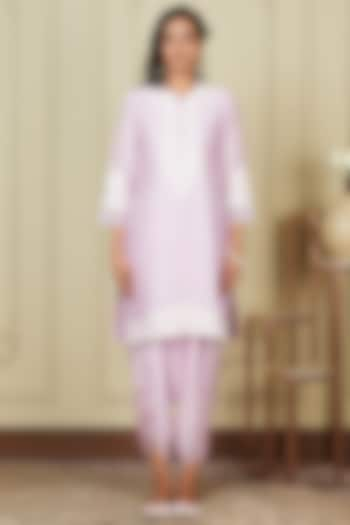 Light Purple Chanderi Silk Kurta Set For Girls by Sheetal Batra - Kids at Pernia's Pop Up Shop