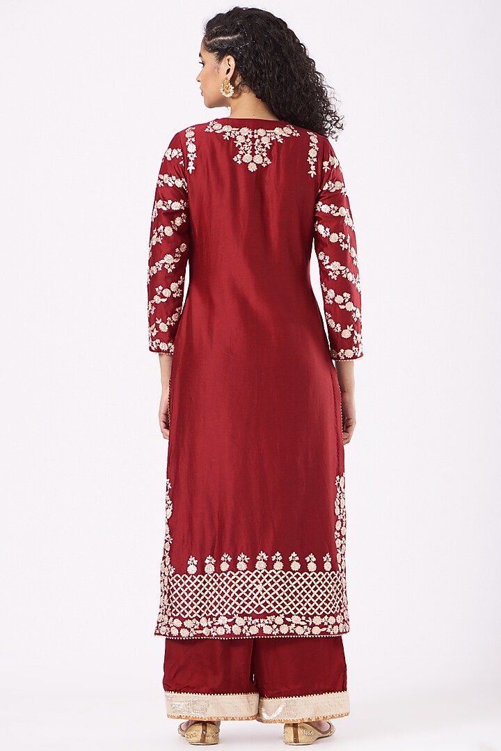Cadmium Red Embroidered Kurta Set For Girls by Sheetal Batra - Kids at Pernia's Pop Up Shop