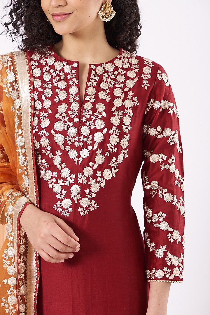Cadmium Red Embroidered Kurta Set For Girls by Sheetal Batra - Kids at Pernia's Pop Up Shop