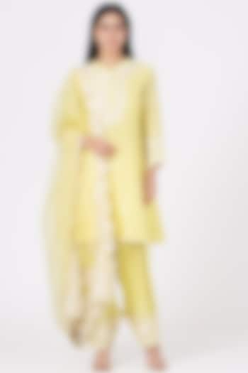 Pastel Yellow Parsi- Gara Embroidered Kurta Set For Girls by Sheetal Batra - Kids at Pernia's Pop Up Shop