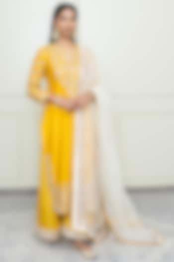 Glaze Mustard Tilla Embroidered Kurta Set For Girls by Sheetal Batra - Kids at Pernia's Pop Up Shop