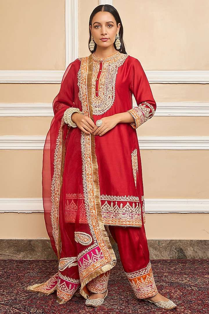 Deep Red Silk Chanderi Embroidered Kurta Set For Girls by Sheetal Batra - Kids at Pernia's Pop Up Shop