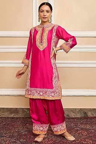 Hot Pink Embroidered Kurta Set For Girls by Sheetal Batra - Kids