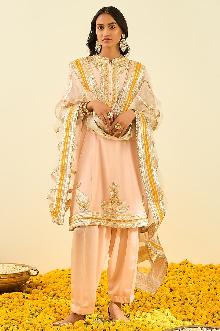 Rose Pink Embroidered Kurta Set For Girls  by Sheetal Batra - Kids at Pernia's Pop Up Shop