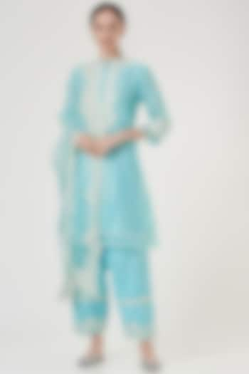 Blue Silk Chanderi Embroidered Kurta Set For Girls by Sheetal Batra - Kids at Pernia's Pop Up Shop