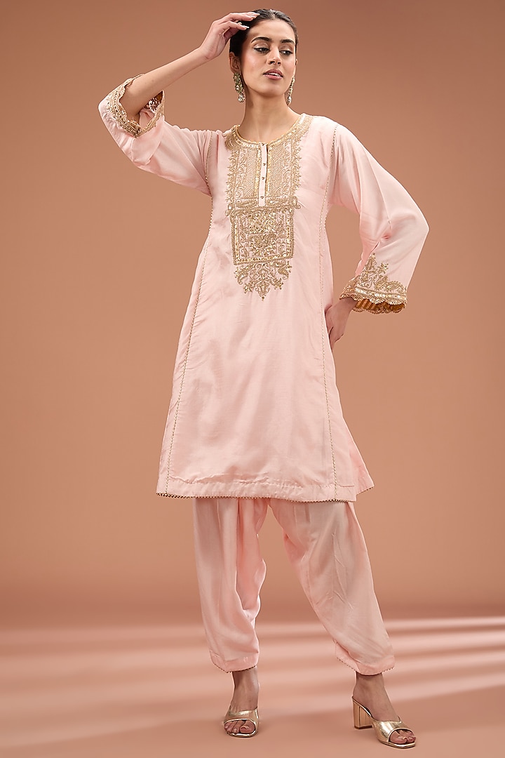 Pink Pure Silk Dori Embroidered Kurta Set For Girls by Sheetal Batra - Kids at Pernia's Pop Up Shop