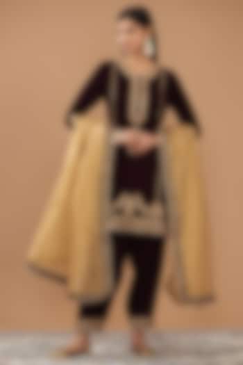 Wine Silk Velvet Hand Embroidered Short Kurta Set For Girls by Sheetal Batra - Kids at Pernia's Pop Up Shop