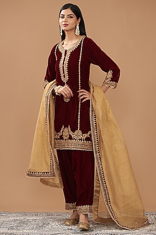 Maroon Silk Velvet Hand Embroidered Short Kurta Set For Girls by Sheetal Batra - Kids