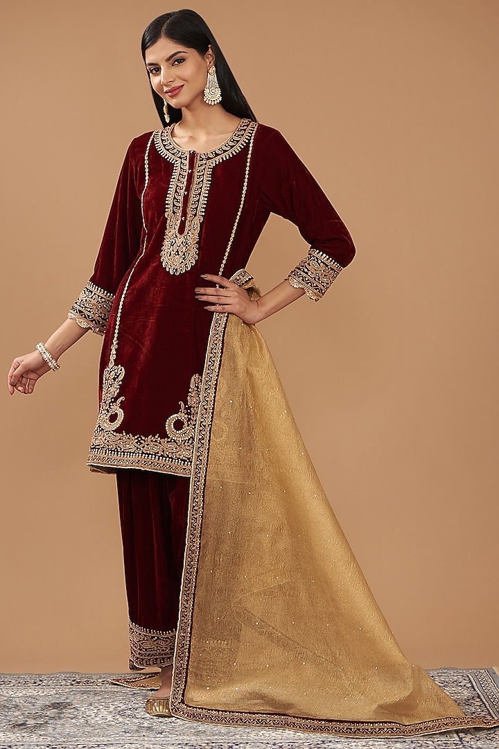 Maroon Silk Velvet Hand Embroidered Short Kurta Set For Girls by Sheetal Batra - Kids at Pernia's Pop Up Shop