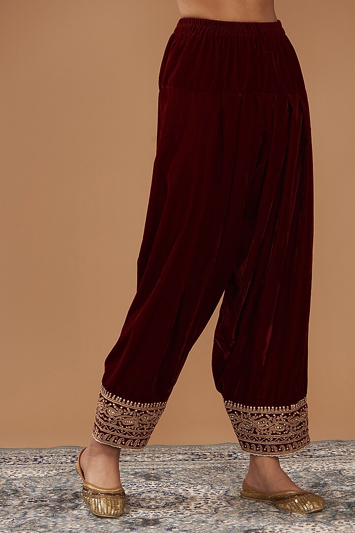 Maroon Silk Velvet Hand Embroidered Short Kurta Set For Girls by Sheetal Batra - Kids at Pernia's Pop Up Shop