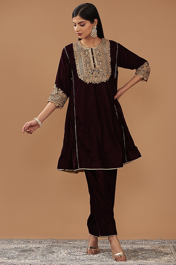 Wine Silk Velvet Hand Embroidered Choga Kurta Set For Girls by Sheetal Batra - Kids at Pernia's Pop Up Shop